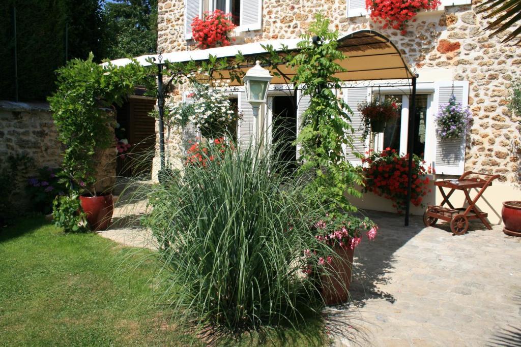 Le Petit Nailly Vakantiehuis